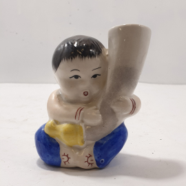 Статуэтка "Мальчик с трубой" Монголия/ Фарфор